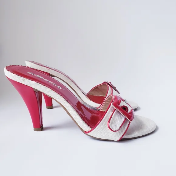 Vintage Dollhouse Cream and Red Slip-on Heels - Picture 10 of 16